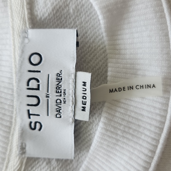 Studio by David Lerner sleeveless ruffle sweatshirt top.  Medium - Picture 6 of 7